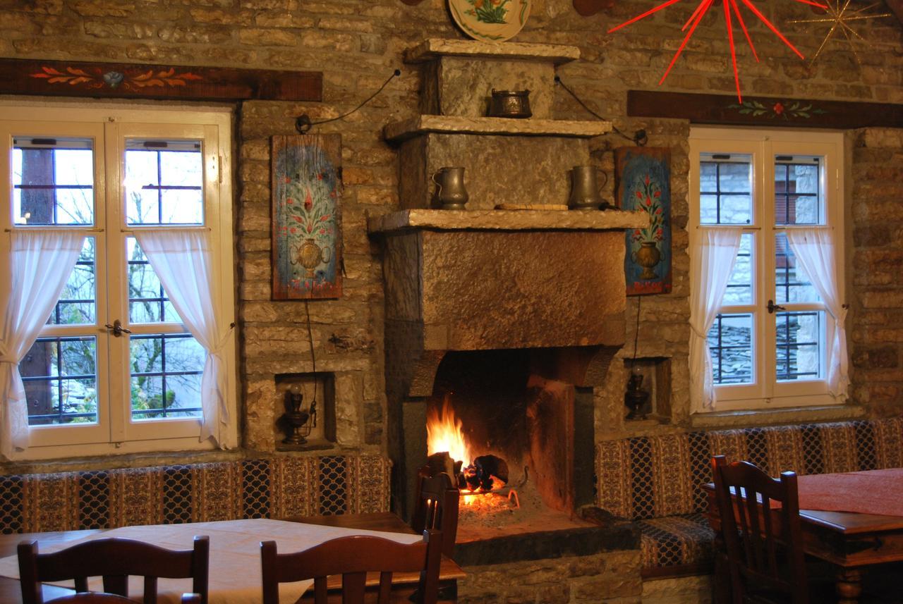 Tritoxo Guesthouse Koukkouli ภายนอก รูปภาพ