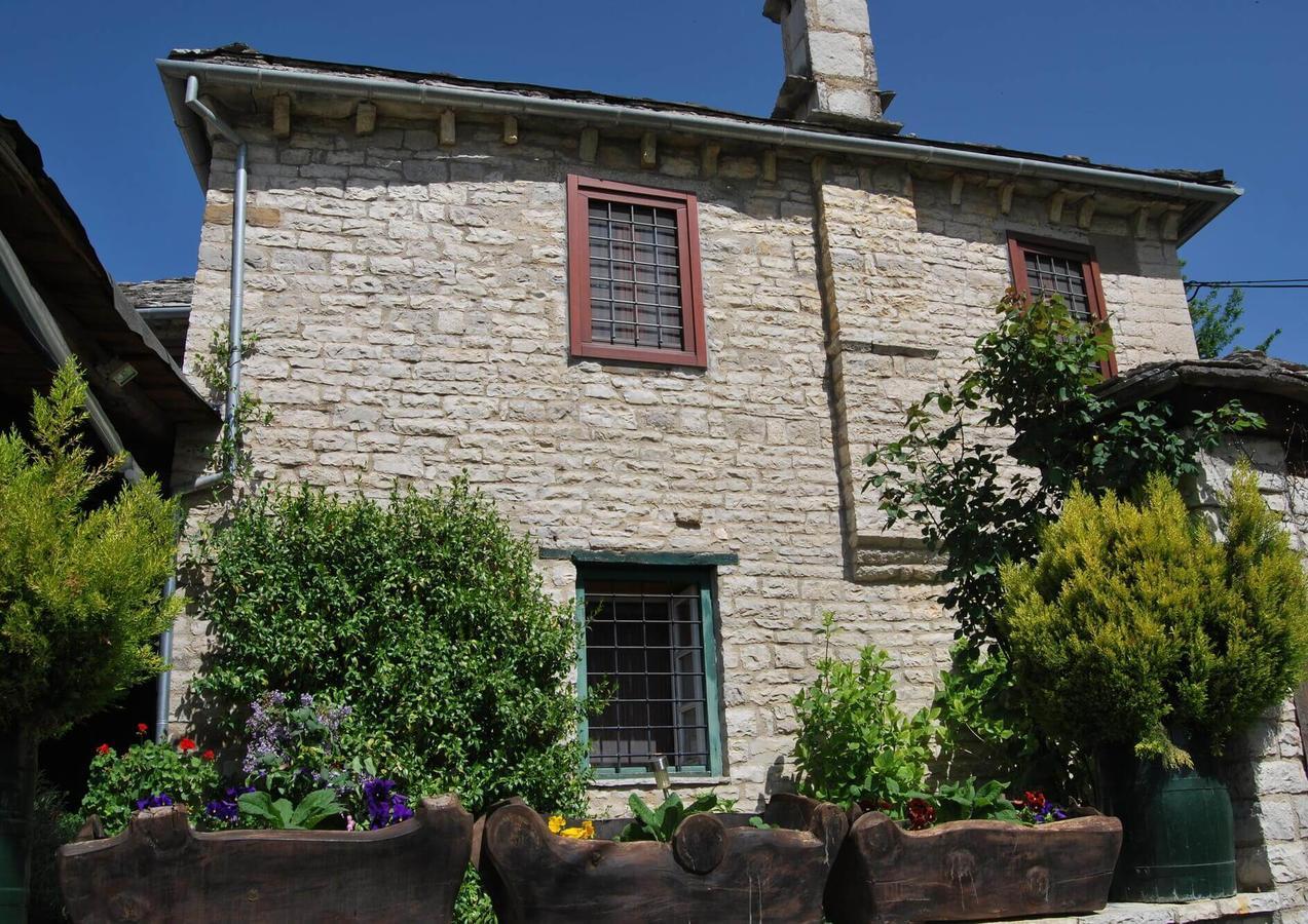 Tritoxo Guesthouse Koukkouli ภายนอก รูปภาพ