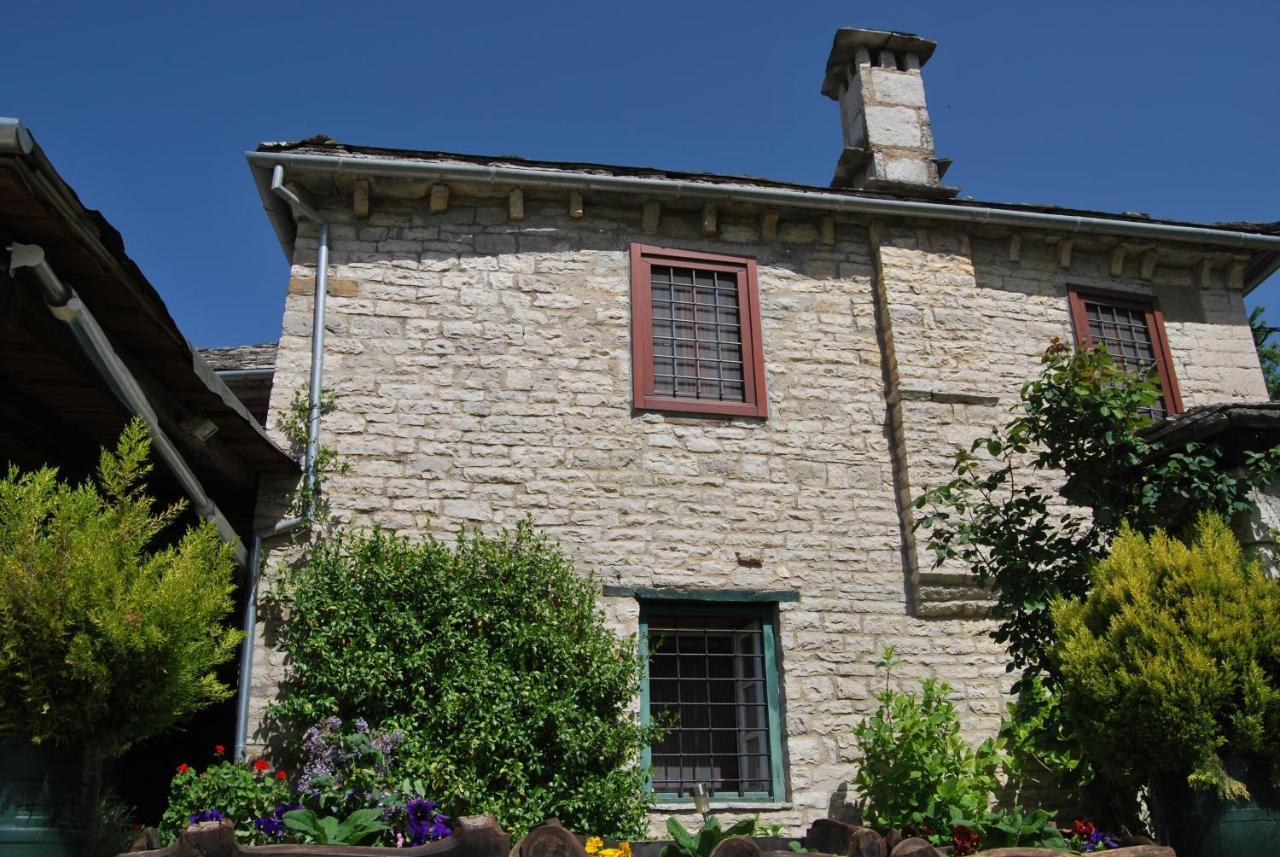Tritoxo Guesthouse Koukkouli ภายนอก รูปภาพ